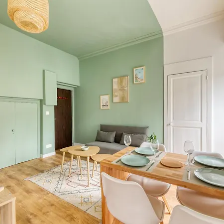 Perchoir Nantais - Hyper-center Apartament *